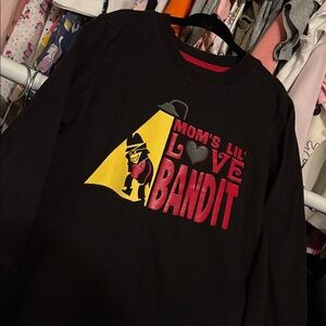 ❤️🖤Old Navy 'Mom's Lil' Love Bandit' Longsleeve